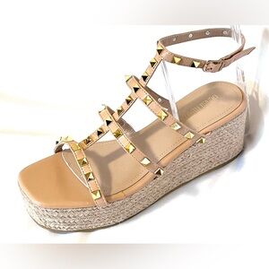 Caged Espadrille Wedge Sandals in Tan Size 10
